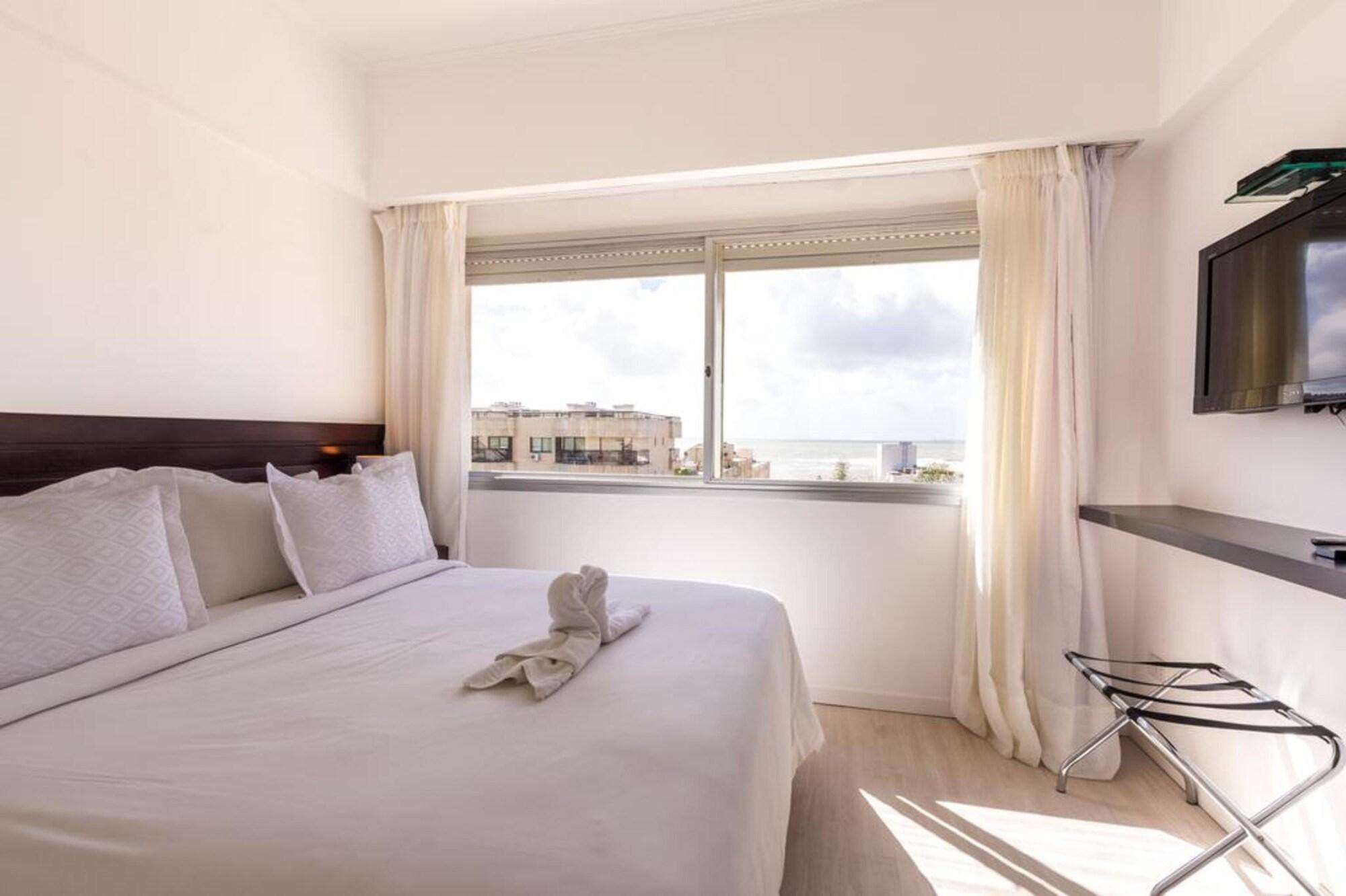 Hotel Romimar 3* Sup 埃斯特角城 外观 照片