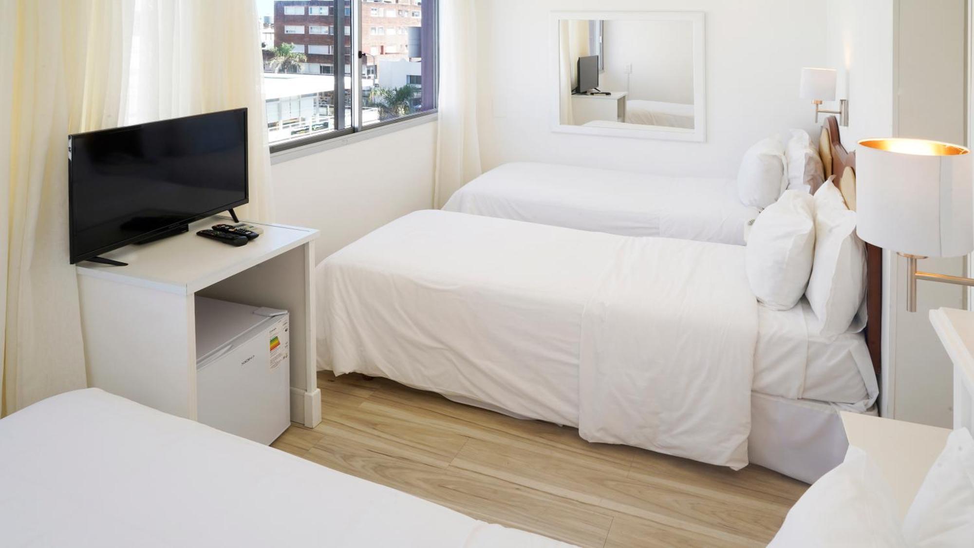 Hotel Romimar 3* Sup 埃斯特角城 外观 照片
